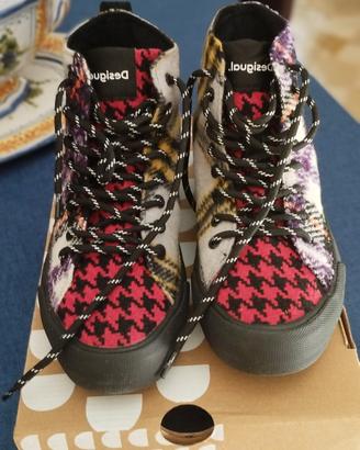 Desigual 