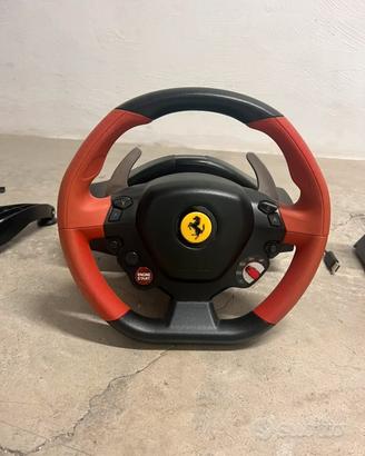 Volante Thrustmaster Ferrari - Xbox