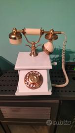 Telefono antico 