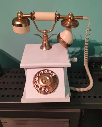 Telefono antico 