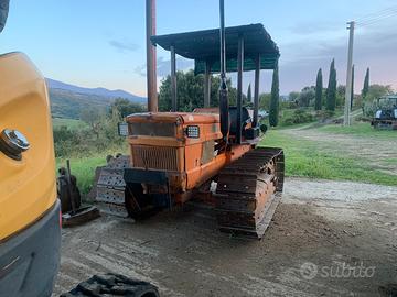 Trattore cingolato Fiat 605