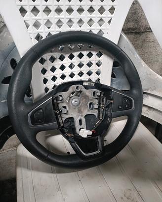 Renault Captur volante 