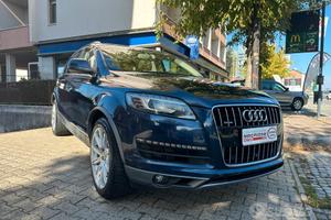 Audi Q7 4.2 V8 TDI quattro