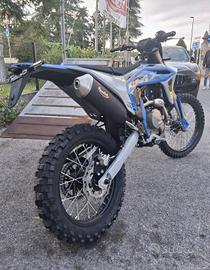 SMX ENDURO 300 FB.MONDIAL**MOT. A LIQUIDO