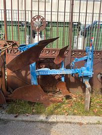 Aratro voltaorecchio