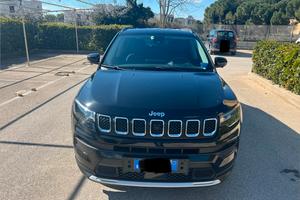 Jeep Compass 4xe Plug-in 130cv + 60 cv e