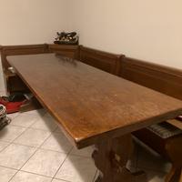 Tavolo in legno massello