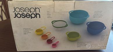 Set ciotole e misurini joseph joseph