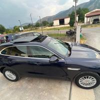 Jaguar F-Pace 2.0 D 180 CV AWD aut. R-Sport km 98 
