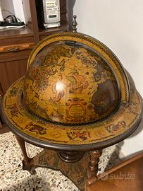 Mappamondo porta bottiglie