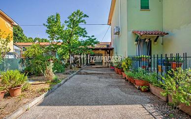 Ingresso indipendente ristrutturato con giardino p