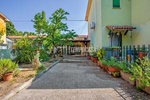 Ingresso indipendente ristrutturato con giardino p