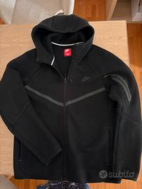 Nike Fleece Tech come nuovo