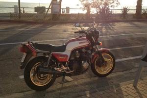 Honda Cb 1100 f vs Yamaha XT 600