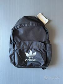 Zaino nuovo Adidas con carttellino