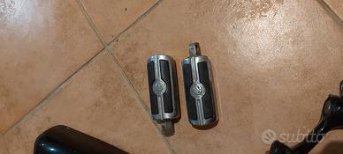 Pedane anteriori harley davidson