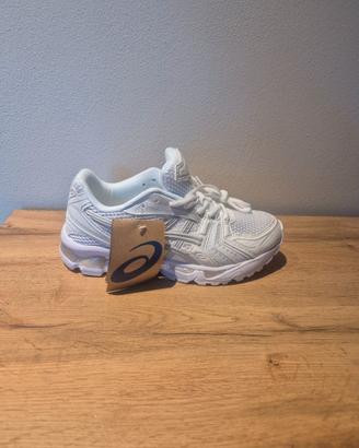 ASICS GEL-KAYANO