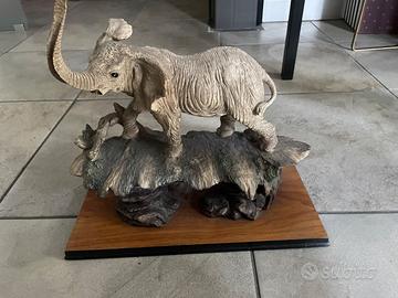Statua decorativa elefante firmata Xinrong