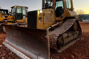 Lama dozer cat d5H