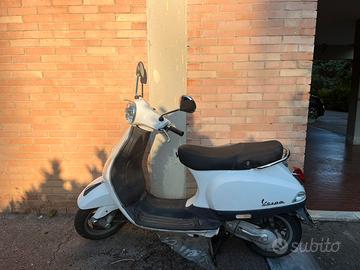 Piaggio Vespa 50 LX - 2010