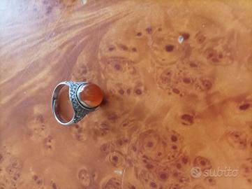 2 anelli in argento e piccolo ciondolo