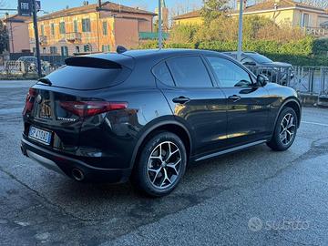 ALFA ROMEO - Stelvio - 2.0 Turbo 200CV AT8 Q4