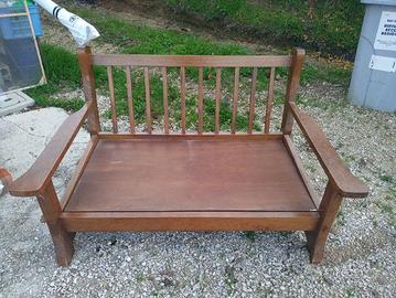 Divano in legno
