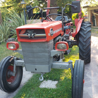 Trattore MF Massey Ferguson 130 da 35cv