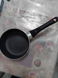 penotolino nero adatto per riscaldare acqua/latte