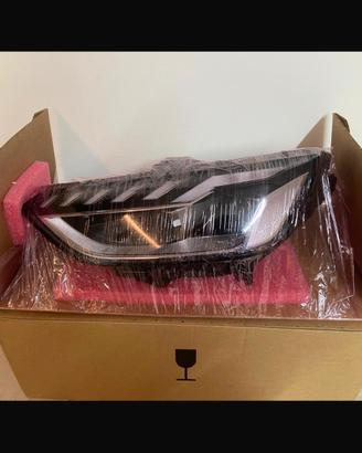 Faro led sx originale Audi A4 NUOVO