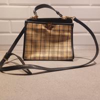 Borsa elegante con tracolla