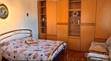 Camera da letto completa