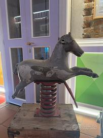 Cavalluccio anni 40 in alluminio