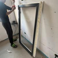 Posatore Serramenti PVC Alluminio Milano