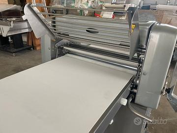 SFOGLIATRICE MANUALE POLIN