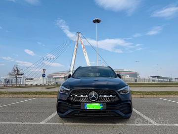 Mercedes GLA 200d premium night edition