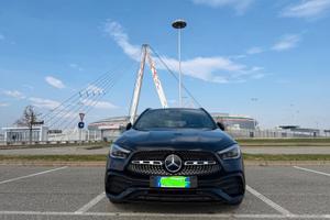 Mercedes GLA 200d premium night edition
