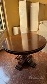 Tavolo tondo in legno