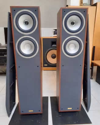 Diffusori D.G.  Audio "T1", Tannoy -sub attivo.Top