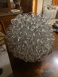 Lampada  intrecciata in metallo