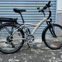 Bicicletta B’Twin elettrica Original 700