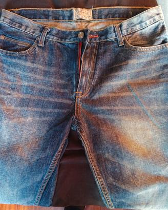 Pantaloni jeans varie marche
