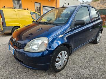 Toyota yaris benzina 68cv 