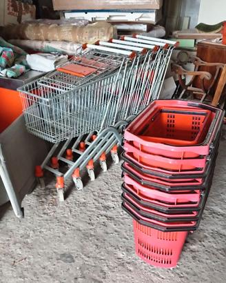 carrelli in acciaio