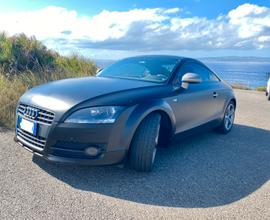 Audi TT TFSI 2000 turbo 220cv