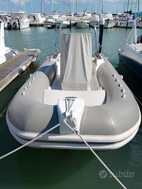 Gommone Capelli Tempest 626 motore Yamaha 150 cv