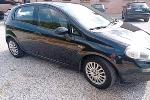 Fiat Punto 1.3 MJT II S&S 95 CV 5 porte Street