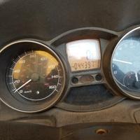 piaggio mp3 250 cruscotto radiatore pinze freno