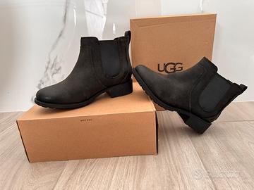 Stivaletti UGG nuovi n.37.5
