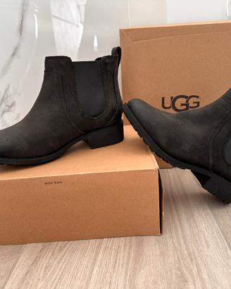 Stivaletti UGG nuovi n.37.5